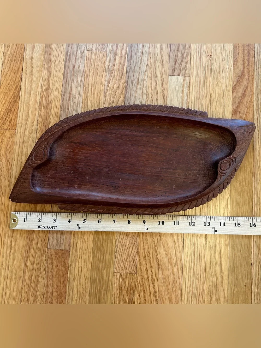 Vintage Wood Hand Carved Fish Bowl Platter